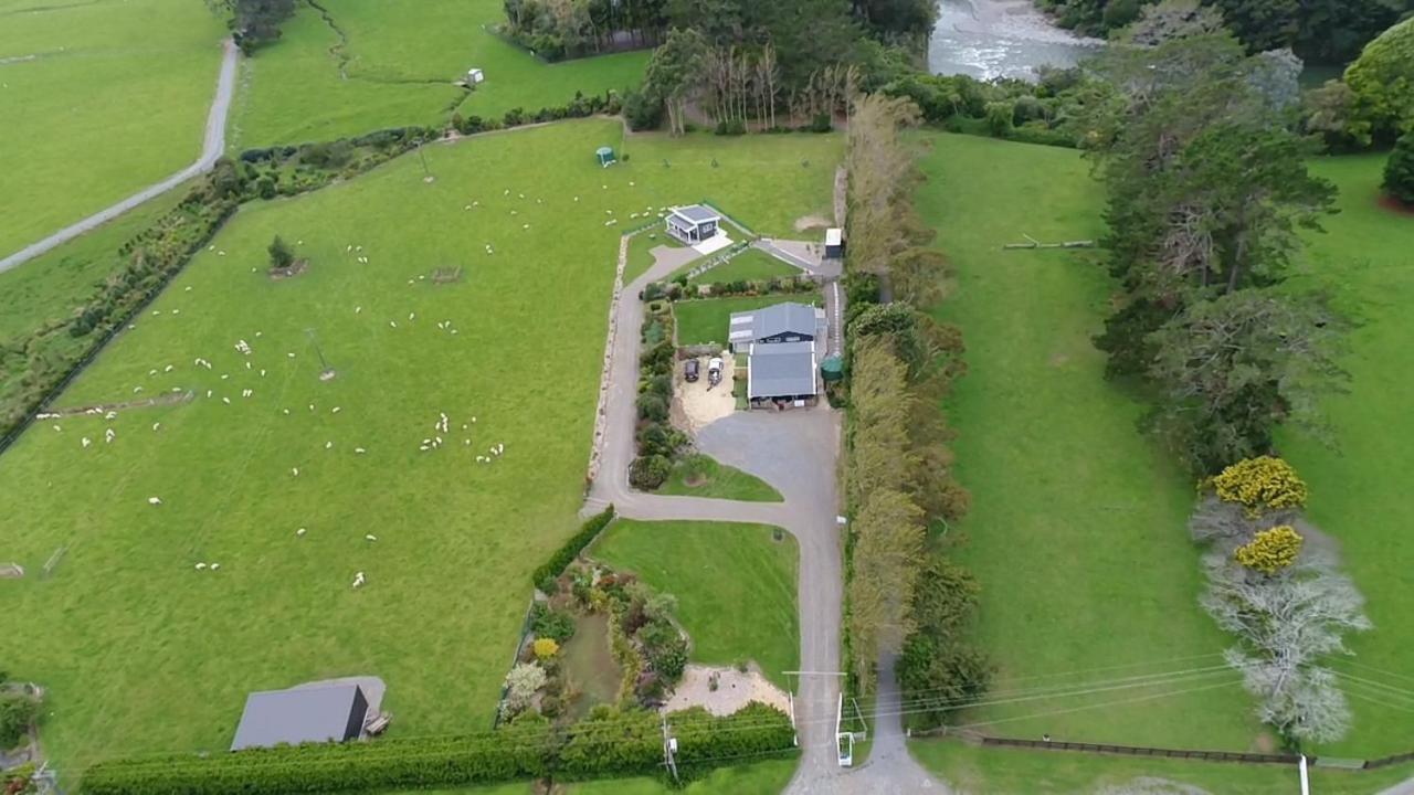 Waiora La Grange Cottage Otaki Экстерьер фото